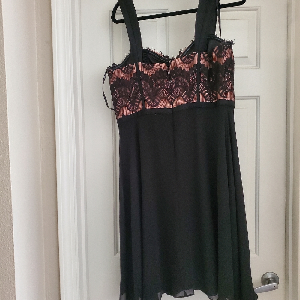 Black and nude cocktail drez